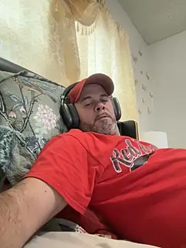 Snapshot of Cristian-Brayan chatting on 09-24-25, 10:38 Cristian-Brayan online show from 09-24-25, 10:38