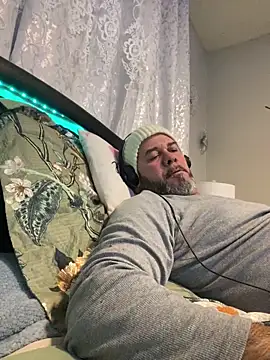 Snapshot of Cristian-Brayan chatting on 02-02-26, 11:26 Cristian-Brayan online show from 02-02-26, 11:26