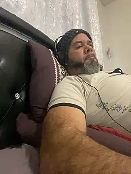 Cristian-Brayan online show from 12-01-25, 01:34