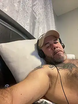 Snapshot of Cristian-Brayan chatting on 02-20-26, 04:31 Cristian-Brayan online show from 02-20-26, 04:31
