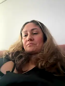 gabiTetas online show from 10-15-25, 08:06