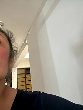 gabiTetas online show from 10-26-25, 07:25