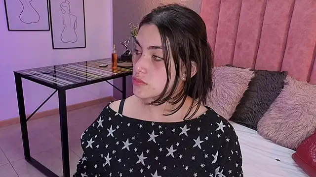 Alexa Thaylor  online show from 05-19-26, 04:47