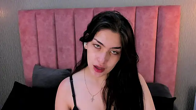 Alexa Thaylor  online show from 11-20-25, 03:02