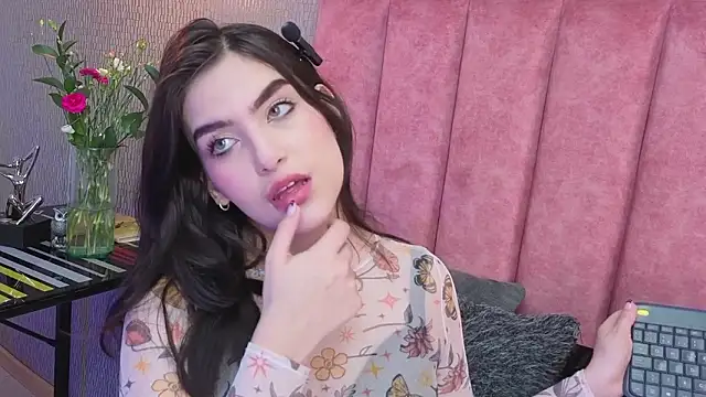 Alexa Thaylor  online show from 02-24-26, 03:35