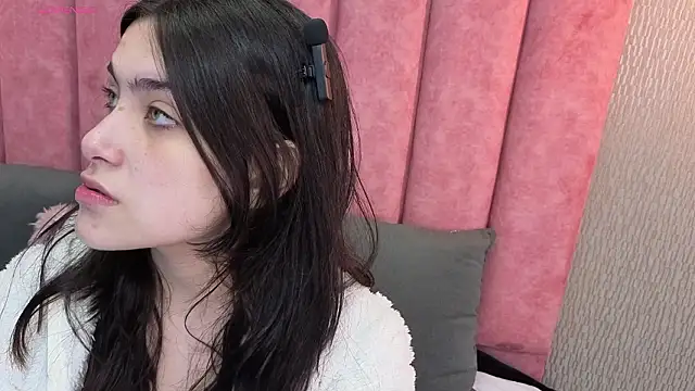 Alexa Thaylor  online show from 03-05-26, 04:03