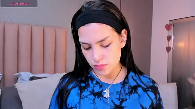 Snapshot of Alexa_Thaylor_ chatting on 03-19-25, 02:46 Alexa Thaylor  online show from 03-19-25, 02:46