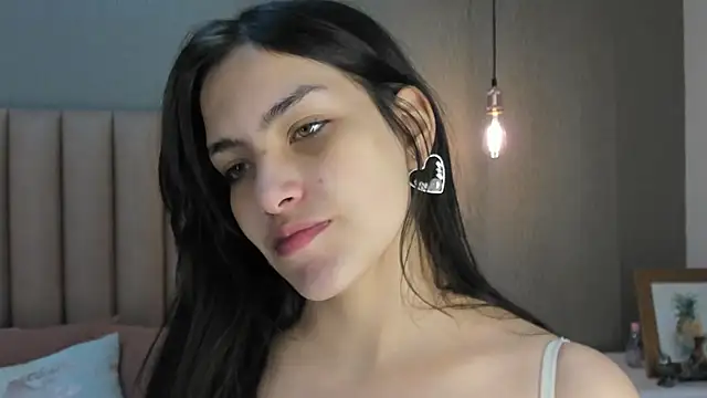 Snapshot of Alexa_Thaylor_ chatting on 09-13-25, 03:12 Alexa Thaylor  online show from 09-13-25, 03:12