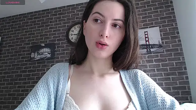  Hot Lady  online show from 03-10-25, 12:49