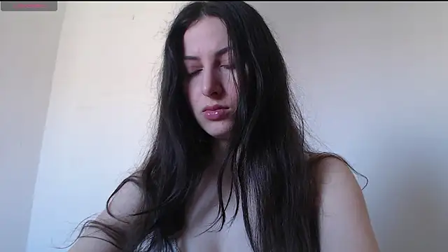  Hot Lady  online show from 03-18-26, 12:08