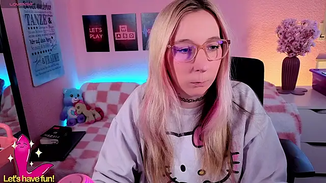 Snapshot of JustKerry chatting on 02-19-26, 11:51 JustKerry online show from 02-19-26, 11:51