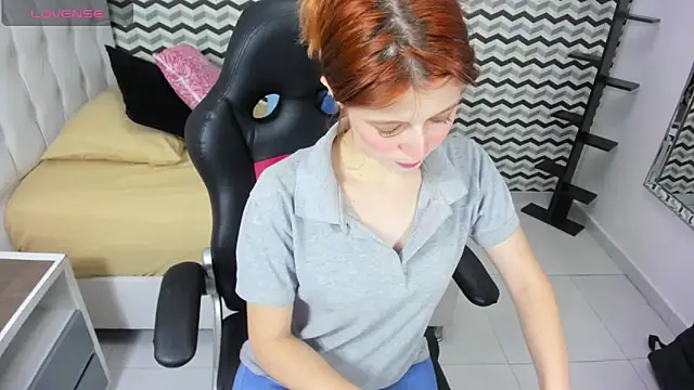 LILAFAVE online show from 09-26-25, 12:12