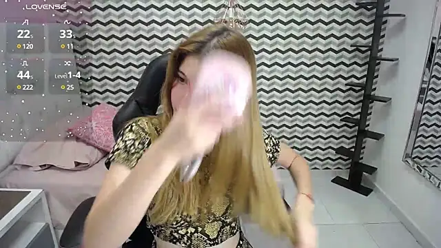 LILAFAVE online show from 02-15-25, 12:22