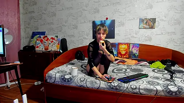 KagamiTayga online show from 11-18-25, 02:49