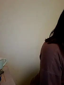 Snapshot of ROXOLANAA_SEXY chatting on 06-16-26, 08:42 ROXOLANAA SEXY online show from 06-16-26, 08:42
