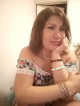 Snapshot of ROXOLANAA_SEXY chatting on 10-18-25, 12:01 ROXOLANAA SEXY online show from 10-18-25, 12:01