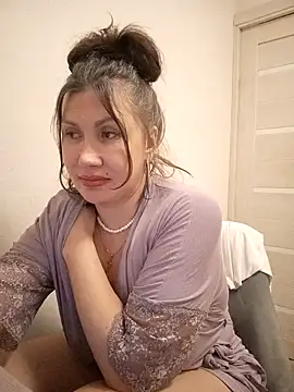 Snapshot of ROXOLANAA_SEXY chatting on 03-16-26, 10:01 ROXOLANAA SEXY online show from 03-16-26, 10:01