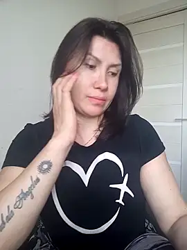 ROXOLANAA SEXY online show from 05-05-26, 01:58