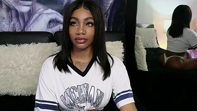 emely brandon online show from 10-05-25, 10:50