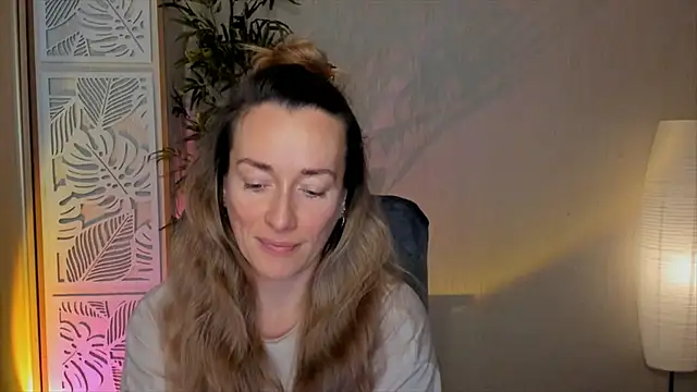 RebeccaMartinez online show from 02-22-26, 05:32