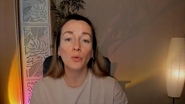 RebeccaMartinez online show from 02-21-26, 06:37