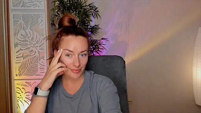 RebeccaMartinez online show from 05-22-26, 12:14