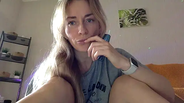 RebeccaMartinez online show from 03-15-25, 12:34