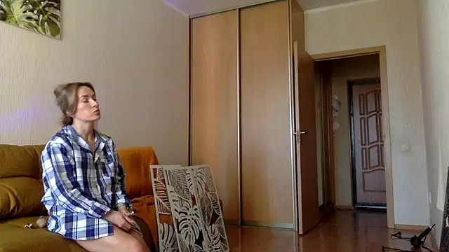 RebeccaMartinez online show from 03-10-25, 10:39