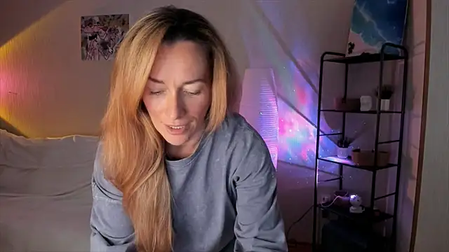 RebeccaMartinez online show from 10-25-25, 10:03