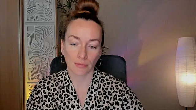 RebeccaMartinez online show from 04-27-26, 07:28