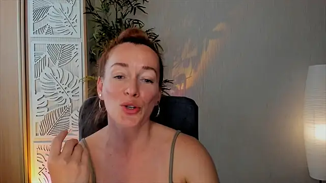 Snapshot of RebeccaMartinez chatting on 06-07-26, 08:08 RebeccaMartinez online show from 06-07-26, 08:08