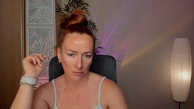 RebeccaMartinez online show from 05-27-26, 08:32