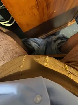 mattexhibe online show from 10-14-25, 04:40