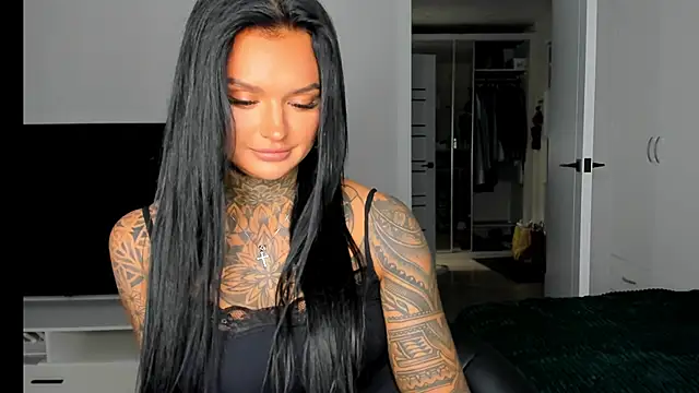 Snapshot of pantera_flashh chatting on 09-23-25, 11:34 pantera flashh online show from 09-23-25, 11:34