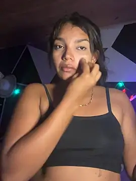 Snapshot of emilyharber chatting on 02-01-26, 08:51 emilyharber online show from 02-01-26, 08:51