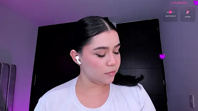 Snapshot of daniela_hornny chatting on 03-10-25, 03:56 daniela hornny online show from 03-10-25, 03:56