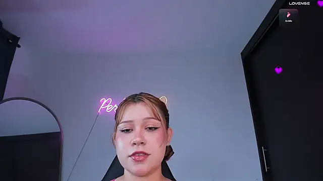 daniela hornny online show from 03-04-26, 05:48