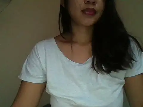 Snapshot of _smiling4u_ chatting on 05-25-26, 07:40 smiling4u online show from 05-25-26, 07:40