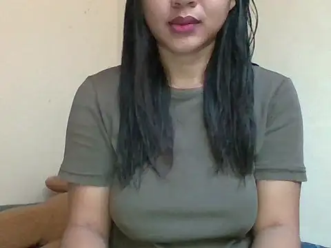 Snapshot of _smiling4u_ chatting on 04-29-26, 02:38 smiling4u online show from 04-29-26, 02:38