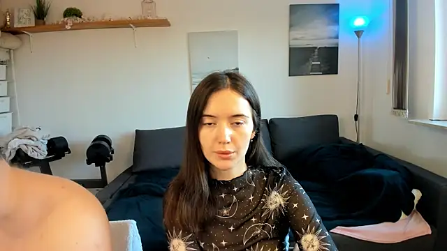 PollyFlame online show from 03-19-25, 06:46