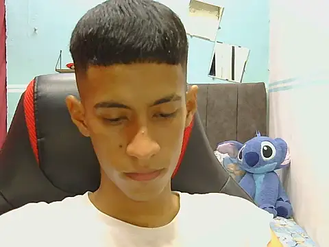 Angelstripboy online show from 06-17-26, 08:30