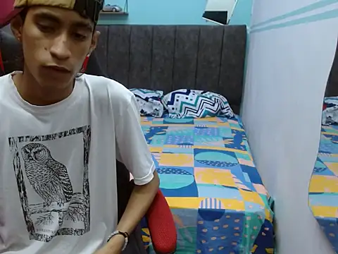 Angelstripboy online show from 03-19-25, 12:59