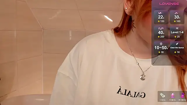 Snapshot of Phoenix_Margo chatting on 10-03-25, 09:44 Phoenix Margo online show from 10-03-25, 09:44