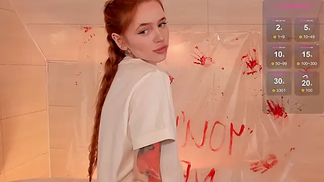 Snapshot of Phoenix_Margo chatting on 10-19-25, 03:09 Phoenix Margo online show from 10-19-25, 03:09