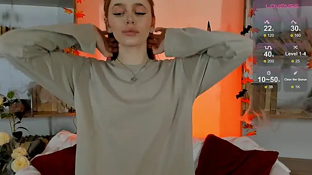 Snapshot of Phoenix_Margo chatting on 10-16-25, 10:56 Phoenix Margo online show from 10-16-25, 10:56