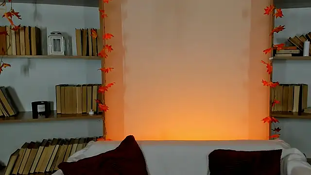 Snapshot of Phoenix_Margo chatting on 10-06-25, 03:29 Phoenix Margo online show from 10-06-25, 03:29