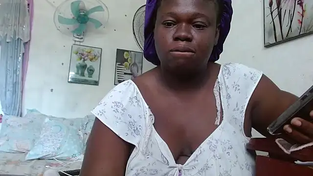SherBunnyBoo87 online show from 03-06-25, 04:28