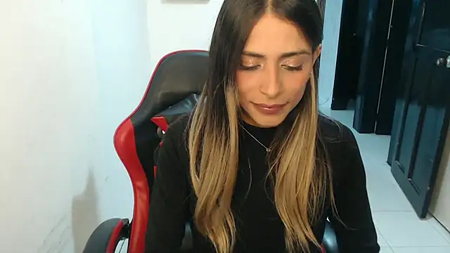 Liamiler01  online show from 11-27-25, 02:23