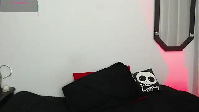 Amy Aloqua online show from 11-15-25, 03:38