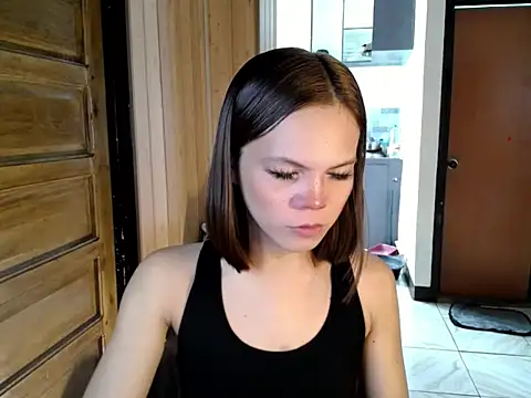 katie white online show from 07-26-26, 01:23